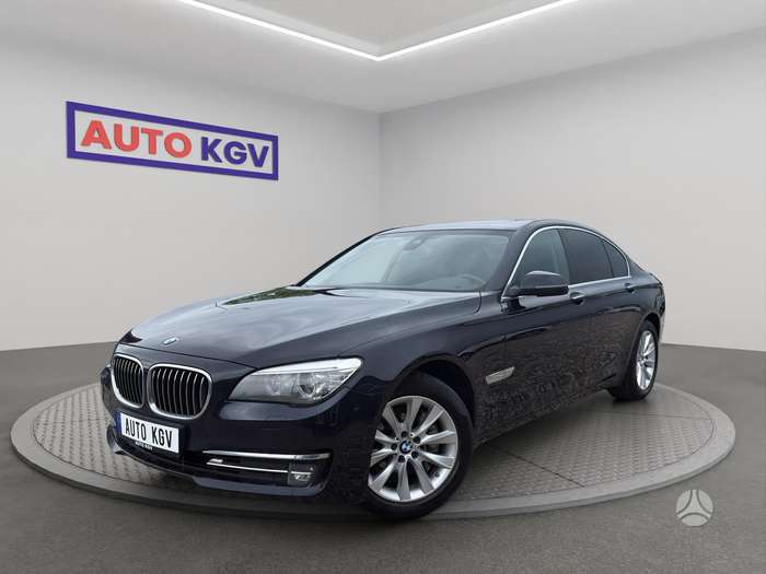 BMW 740, 3.0 l., Седан