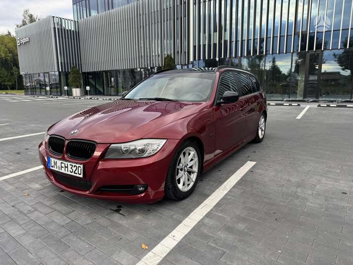 BMW 230, 2.0 l., universalas