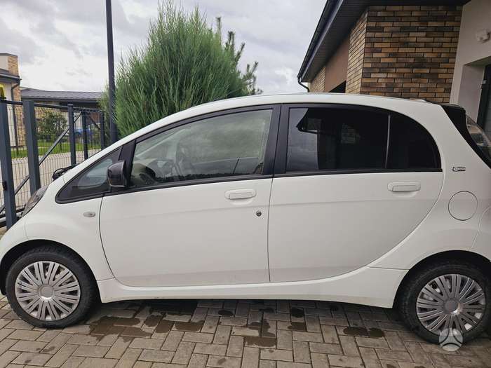 Citroen C-Zero, 35 кВт·ч, Хэтчбек