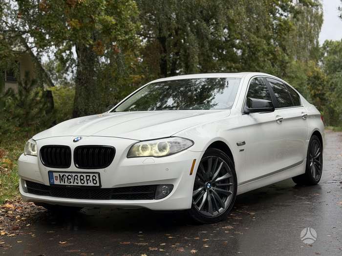 BMW 528, 2.0 l., Седан