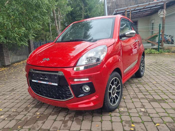 Ligier JS50, 0.5 l., hatchback
