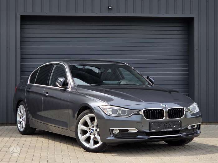 BMW 320, 2.0 l., Седан