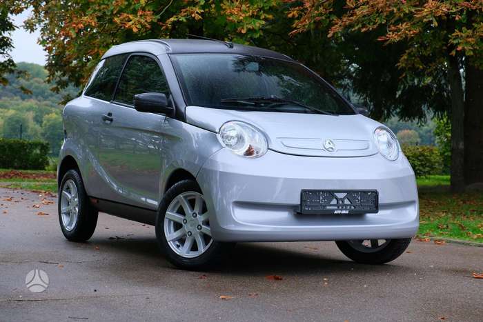 Aixam Crossover, hatchback