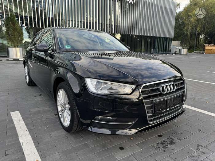 Audi A3, 1.8 l., Седан