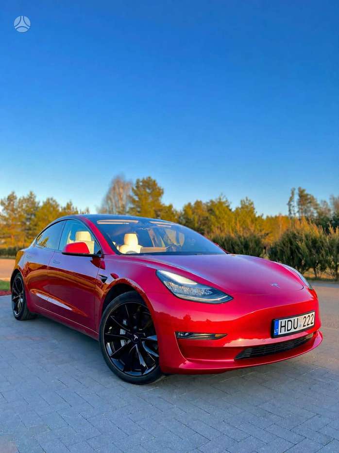 Tesla Model 3, 81 kWh, hatchback