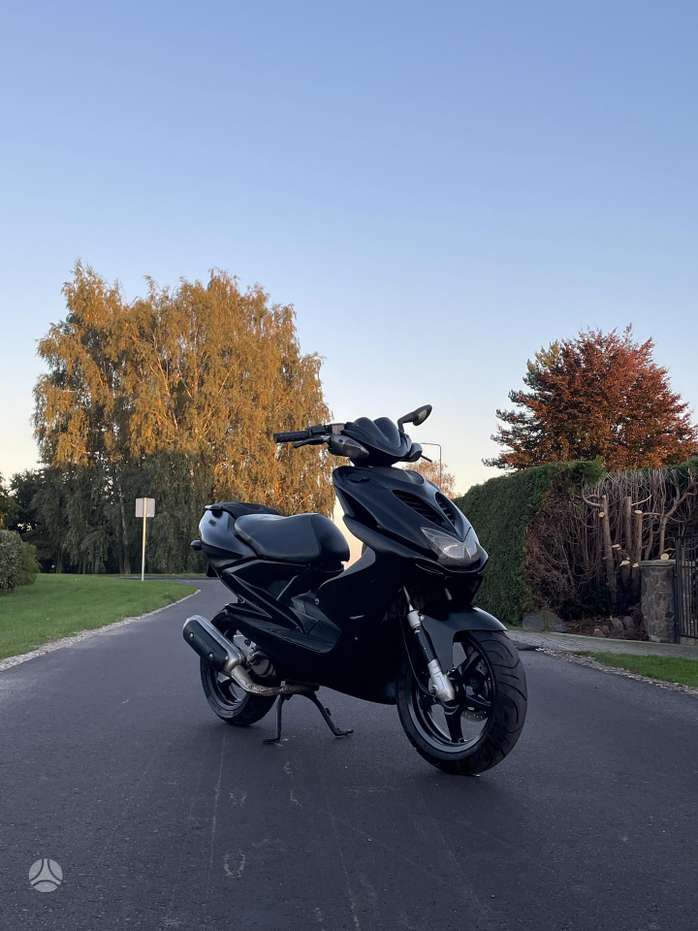 Yamaha Aerox 49cc, scooters / mopeds