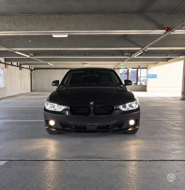 BMW 330, 3.0 l., wagon