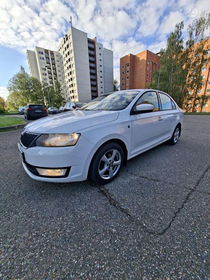 Skoda Rapid, 1.2 l., Хэтчбек