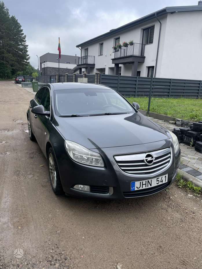 Opel Insignia, 2.0 l., hatchback