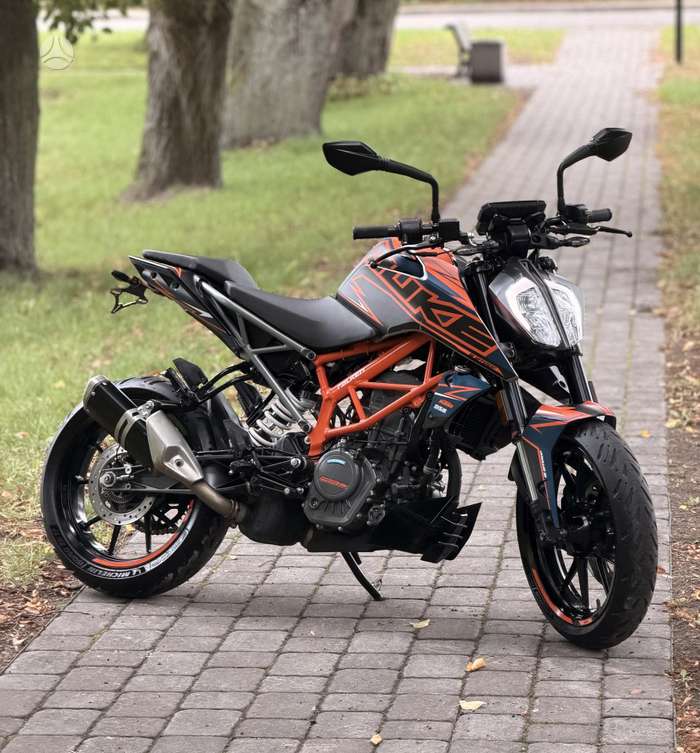 KTM Duke 125cc, street / classic