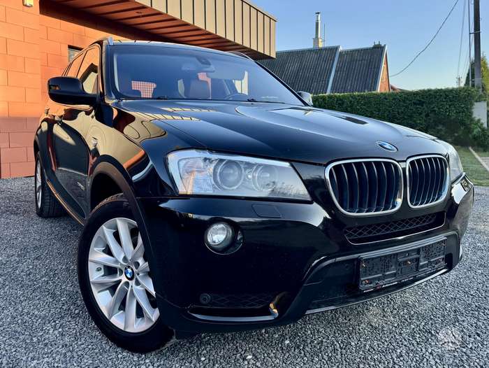 BMW X3, 2.0 l., off-road / crossover