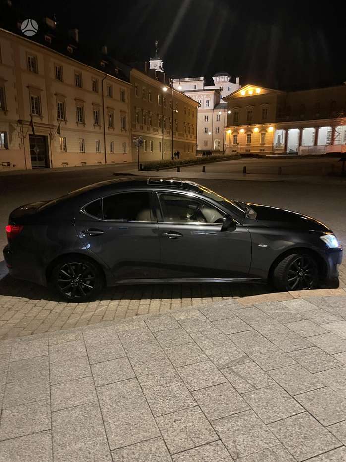 Lexus IS 220, 2.2 l., Седан