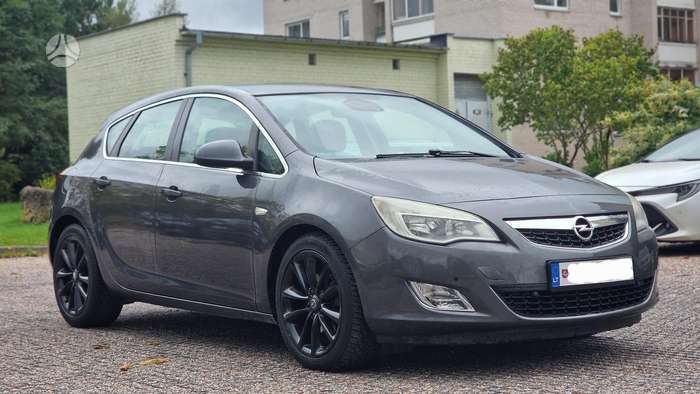 Opel Astra, 2.0 l., hatchback