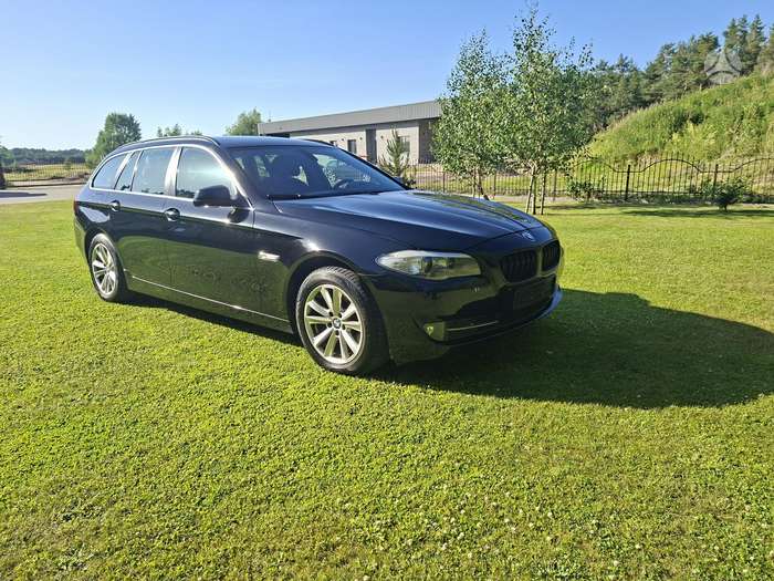 BMW 520, 2.0 l., universalas