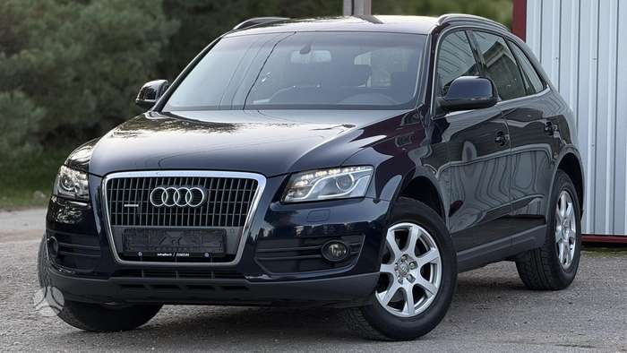 Audi Q5, 2.0 l., off-road / crossover