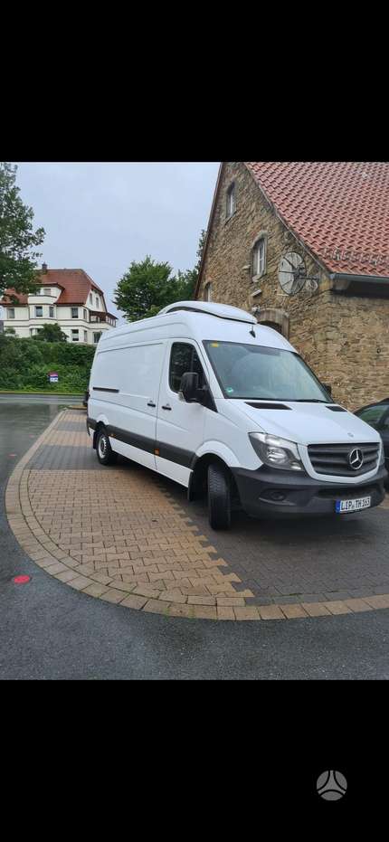 Mercedes-Benz Sprinter, cargo van