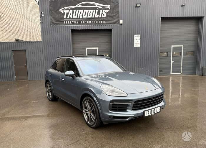 Porsche Cayenne, 2.9 l., off-road / crossover