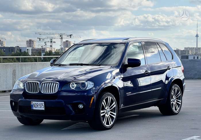 BMW X5, 4.4 l., Внедорожник / Кроссовер
