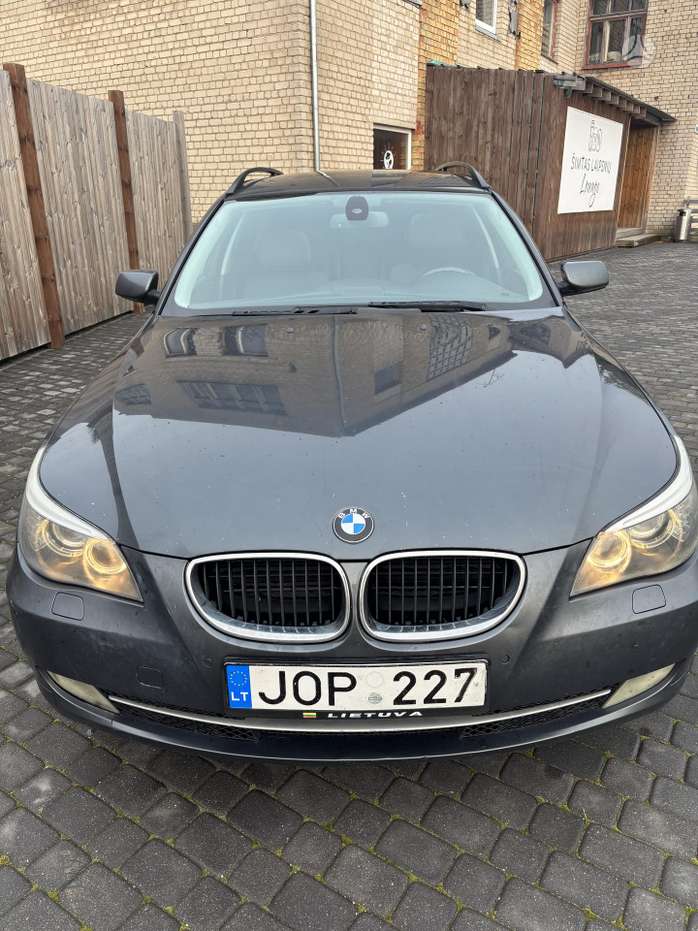 BMW 520, 2.0 l., wagon