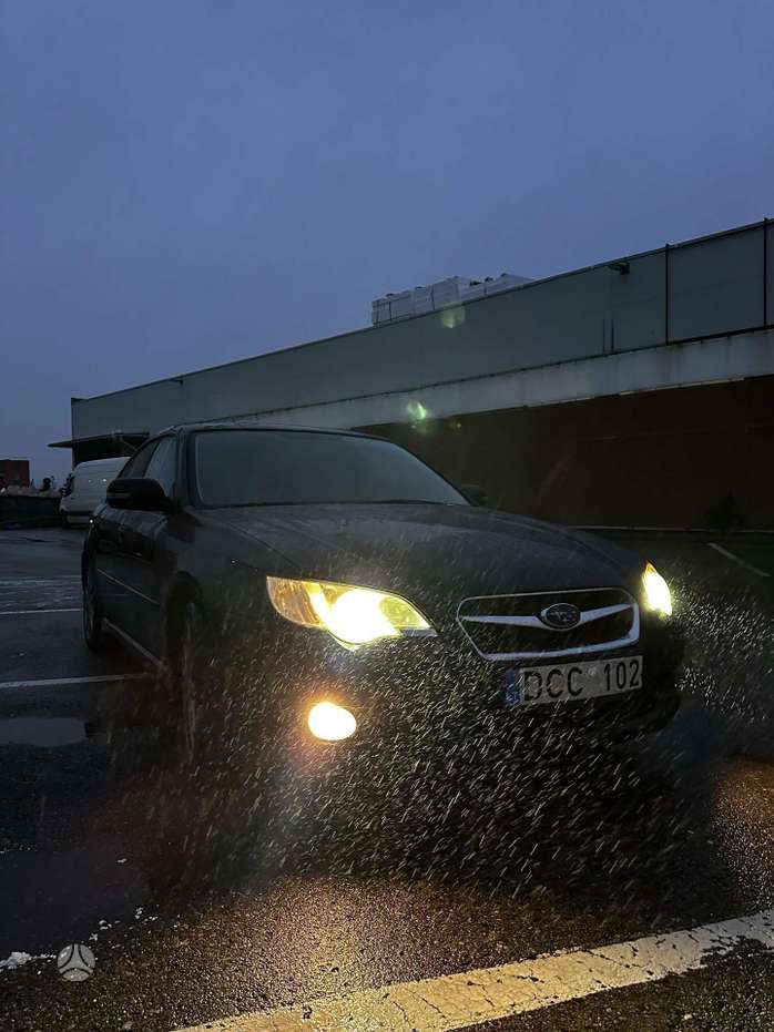 Subaru Legacy, 2.0 l., Седан