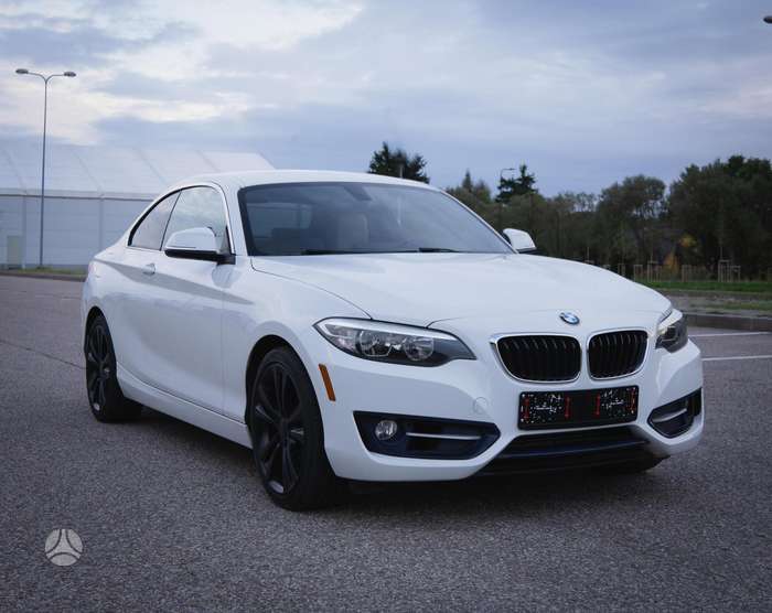 BMW 228, 2.0 l., coupe