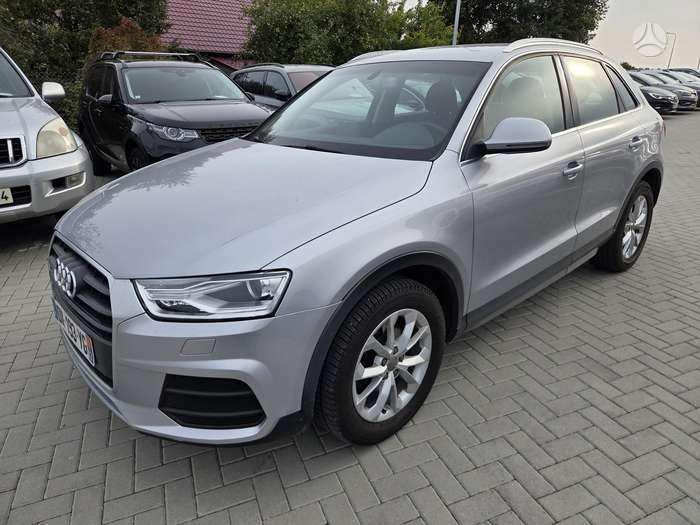 Audi Q3, 2.0 l., Хэтчбек