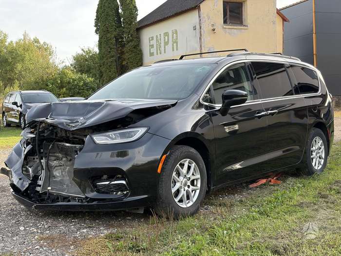 Chrysler Pacifica, 3.6 l., Минивэн