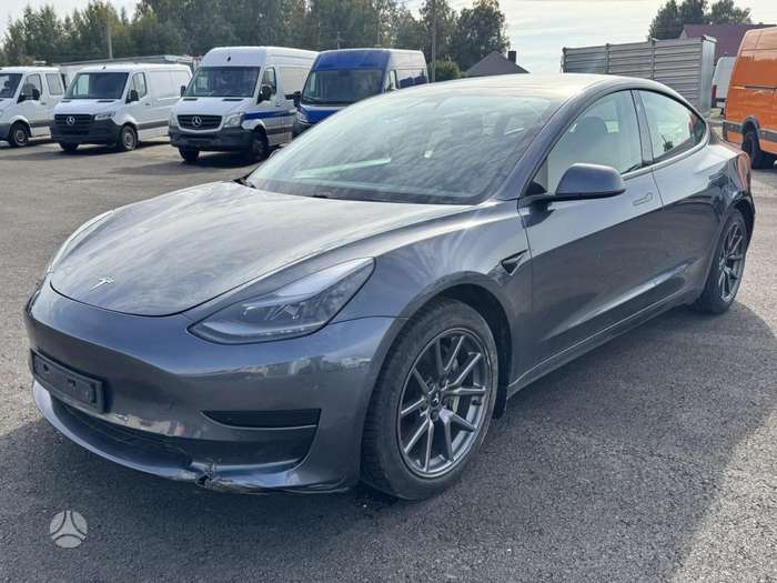 Tesla Model 3, 62 кВт·ч, Хэтчбек
