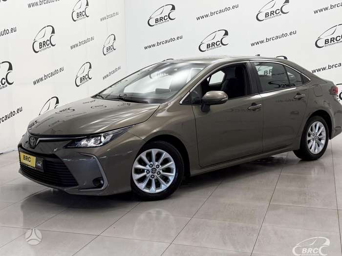 Toyota Corolla, 1.6 l., Седан