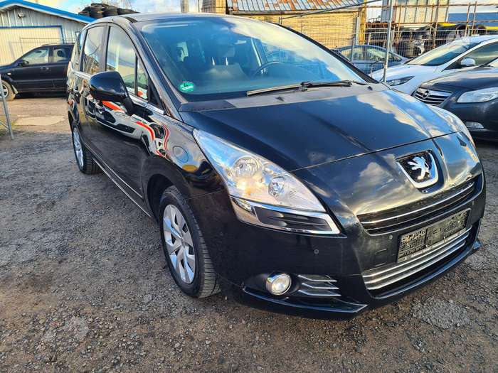 Peugeot 5008, 2.0 l., Универсал