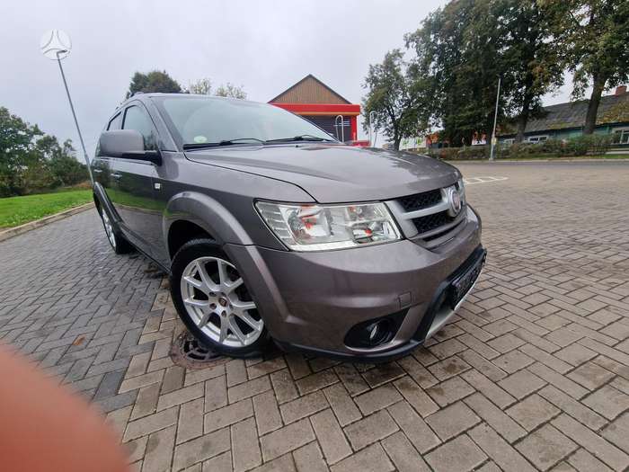 Fiat Freemont, 2.0 l., off-road / crossover