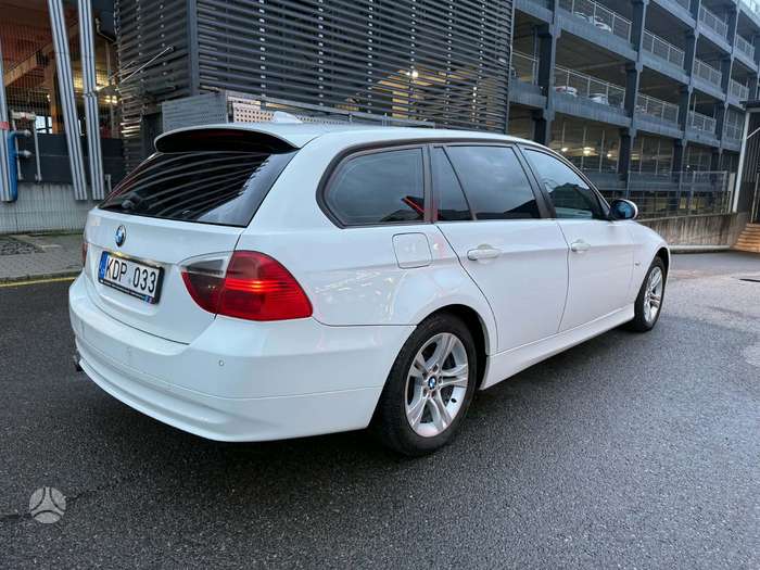 BMW 320, 2.0 l., universalas