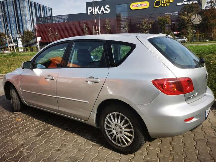 Mazda 3, 1.6 l., Хэтчбек