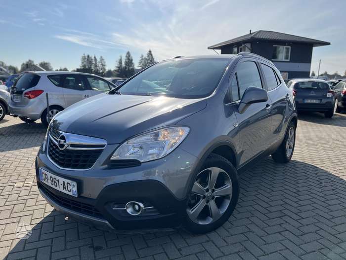 Photo 2 of 4