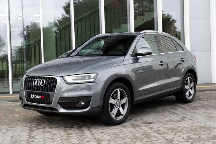 Audi Q3, 2.0 l., Внедорожник / Кроссовер