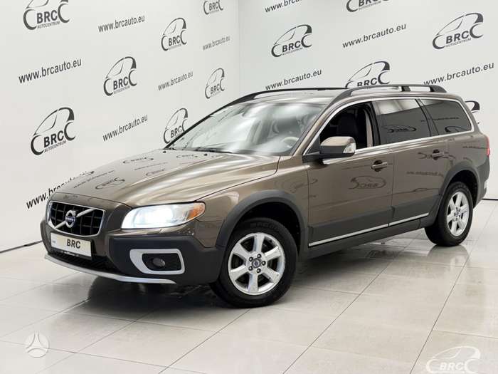 Volvo XC70, 2.4 l., wagon