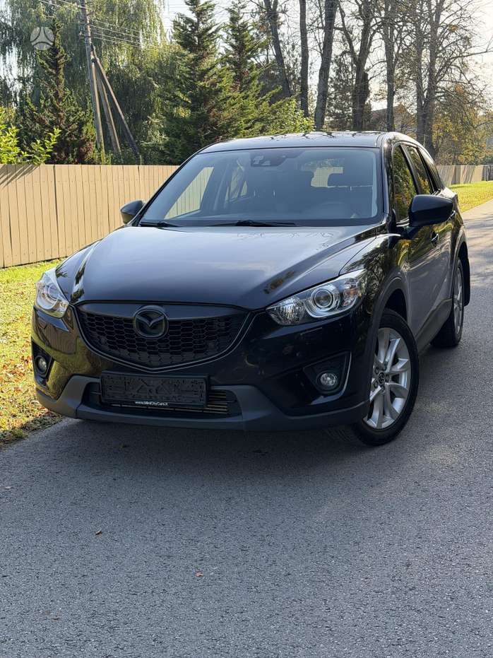 Mazda CX-5, 2.2 l., off-road / crossover