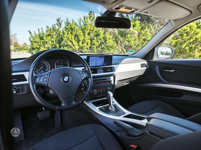 BMW 320, 2.0 l., universalas