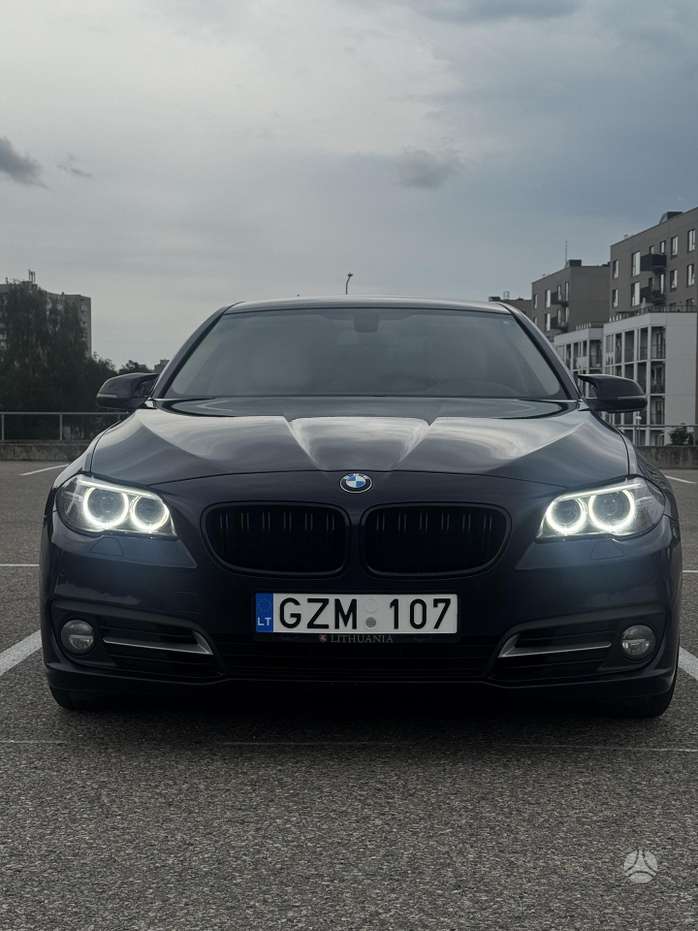 BMW 520, 2.0 l., Седан
