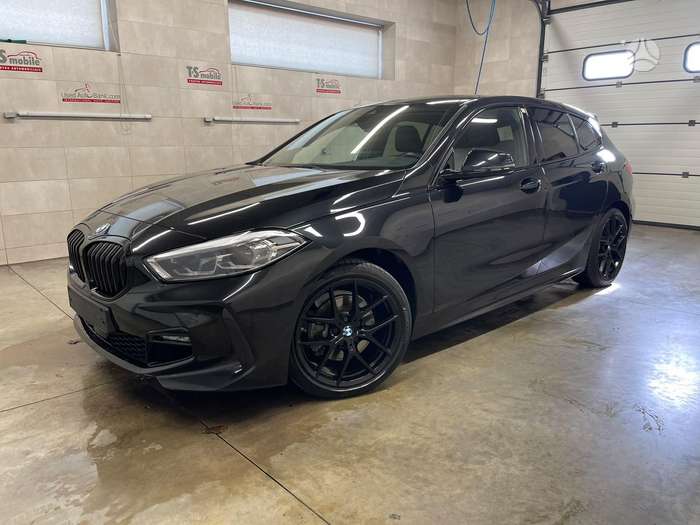 BMW 116, 1.5 l., hatchback
