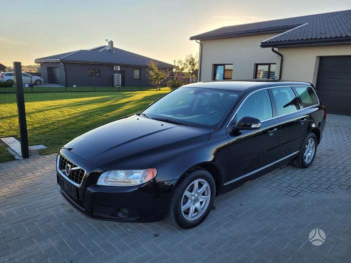 Volvo V70, 2.0 l., Универсал