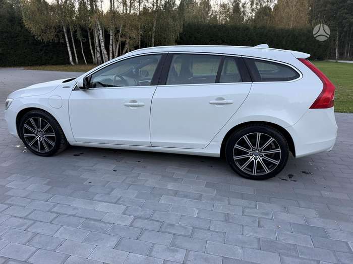 Volvo V60, 2.4 l., Универсал