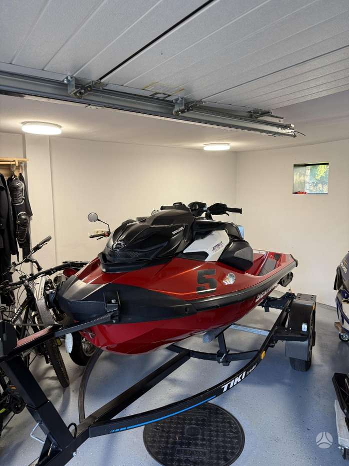 Sea-Doo RXP325, водные мотоциклы