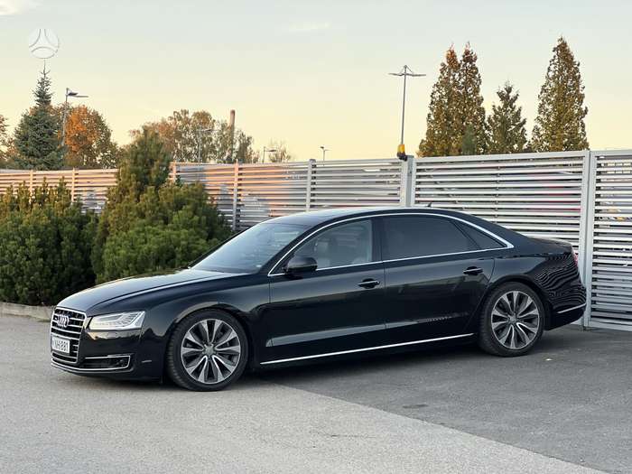 Audi A8 L, saloon / sedan