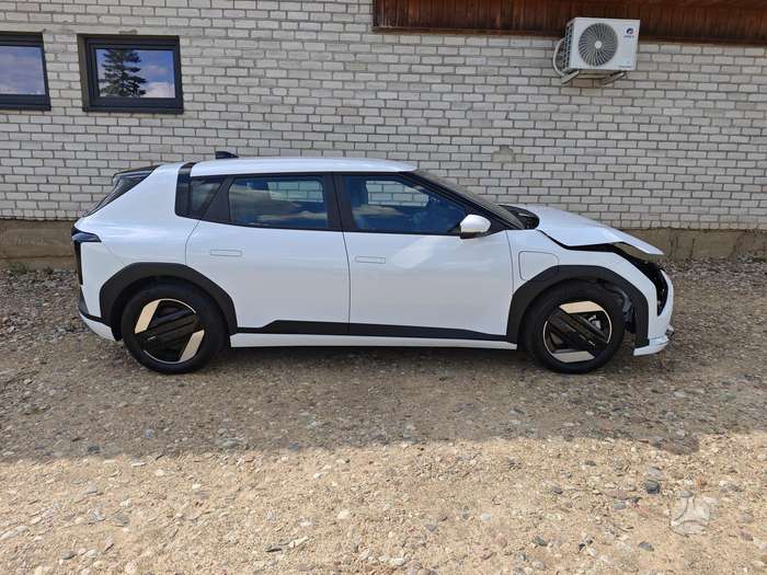 Kia EV4, 82 kWh, mpv / minivan