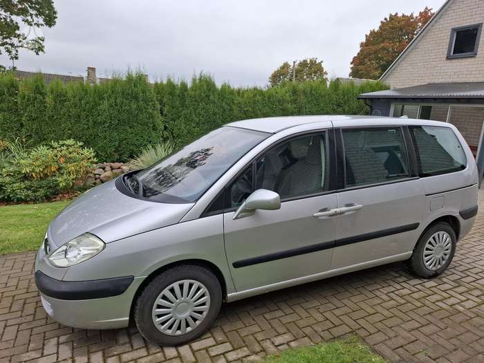 Citroen C8, 2.0 l., Минивэн