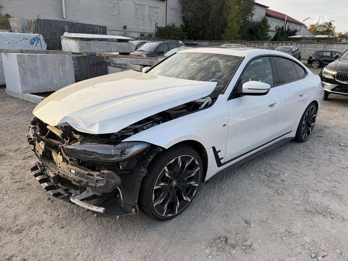 BMW i4, saloon / sedan