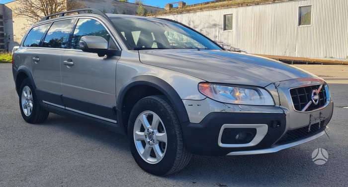 Volvo XC70, 3.2 l., off-road / crossover
