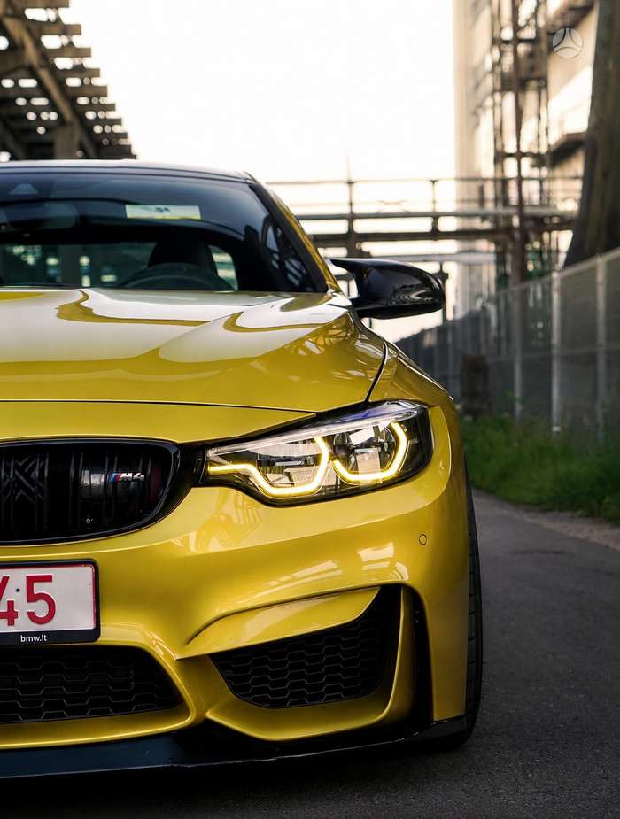 BMW M4, 3.0 l., coupe