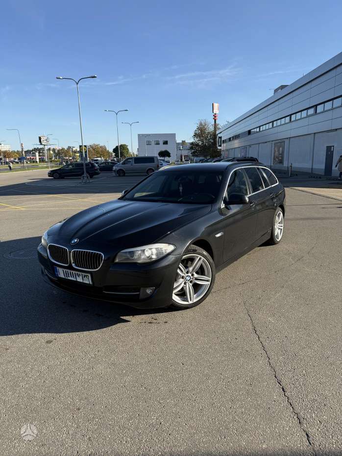 BMW 520, 2.0 l., Универсал